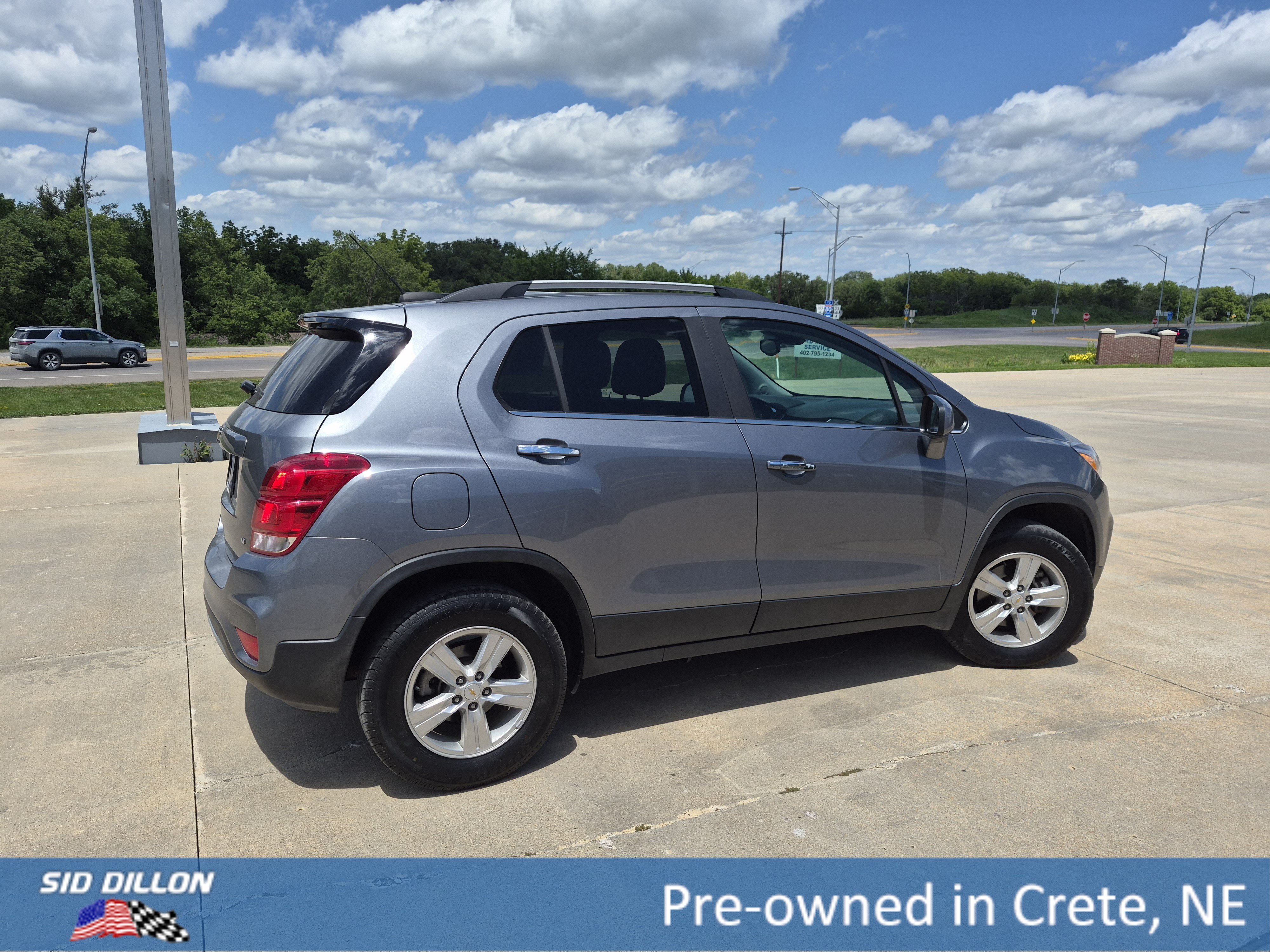 Used 2019 Satin Steel Metallic Chevrolet LT image 11