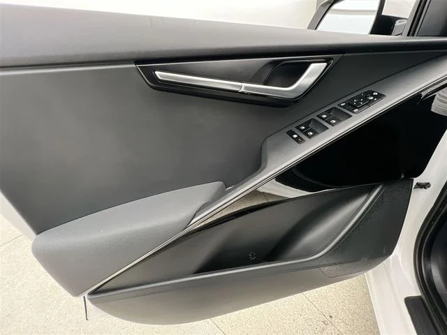 2023 Kia Niro EX Touring - Photo 21
