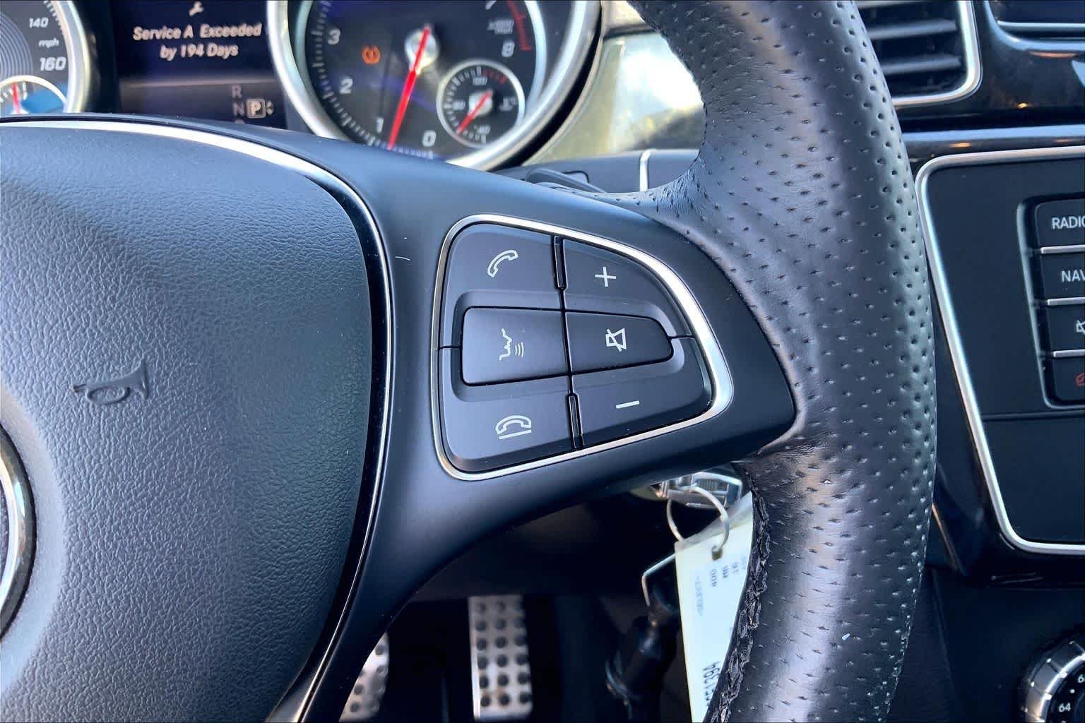 Used 2016 Polar White Mercedes-Benz GLE 400 image 25