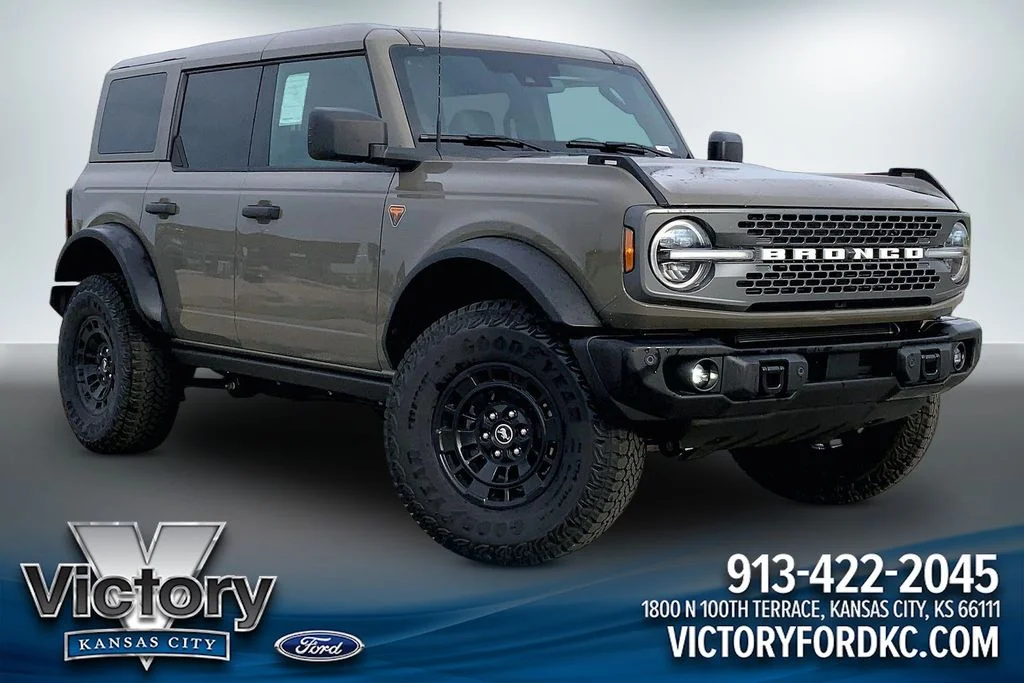 New 2026 Marsh Gray Ford Badlands image 1