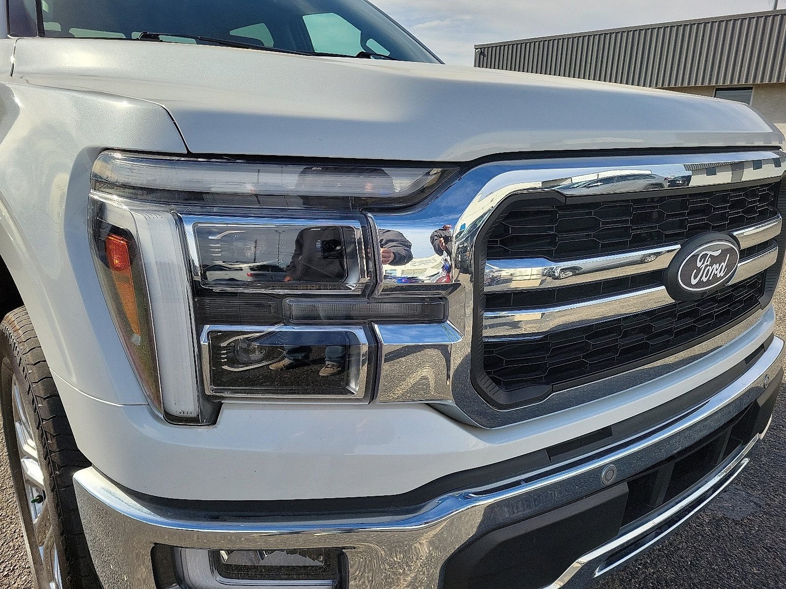 2024 Ford F-150 Lariat - Photo 13