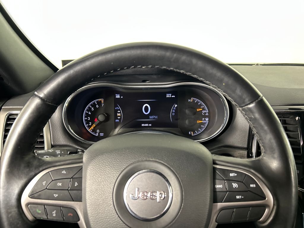 Used 2021 Silver Jeep Laredo X image 13