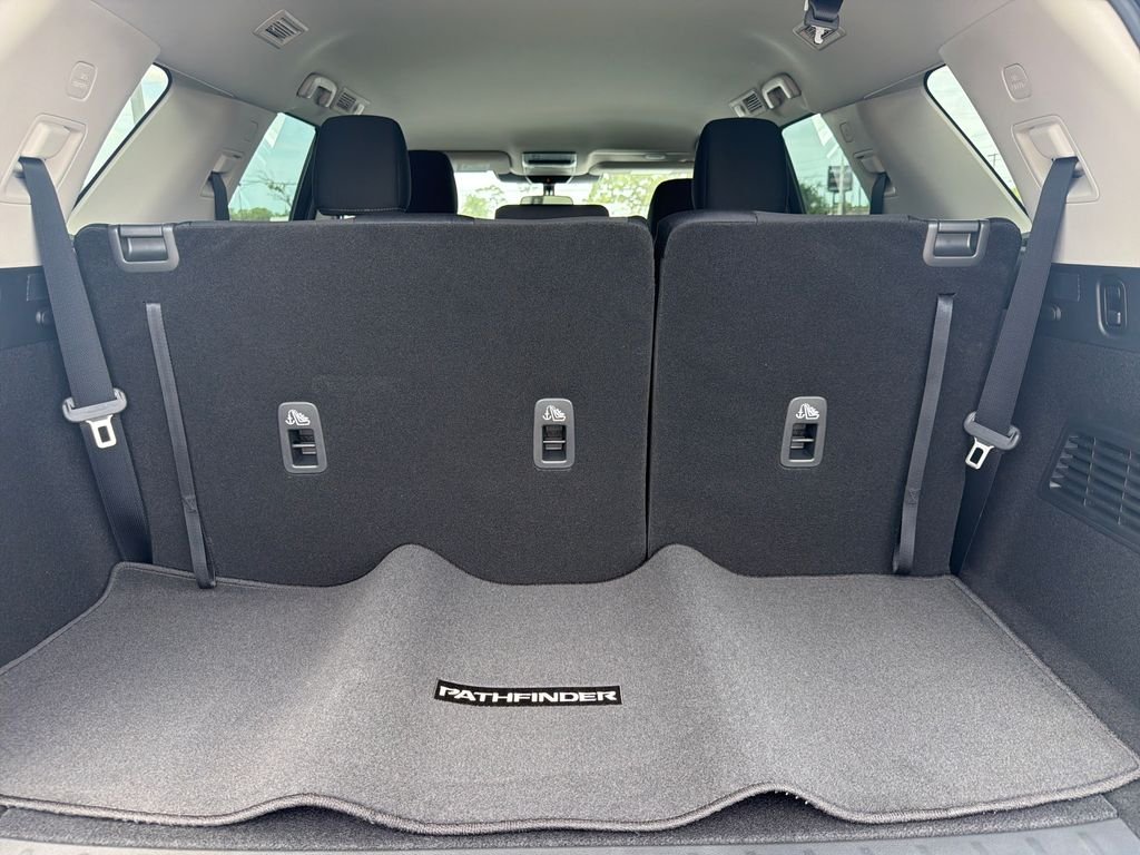 New 2026 Nissan Pathfinder SV 4D Sport Utility