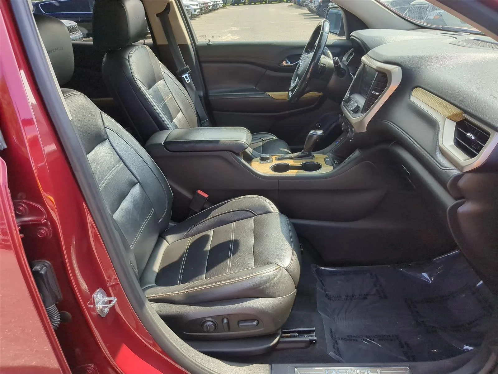 Used 2019 Red Quartz Tintcoat GMC Denali image 38