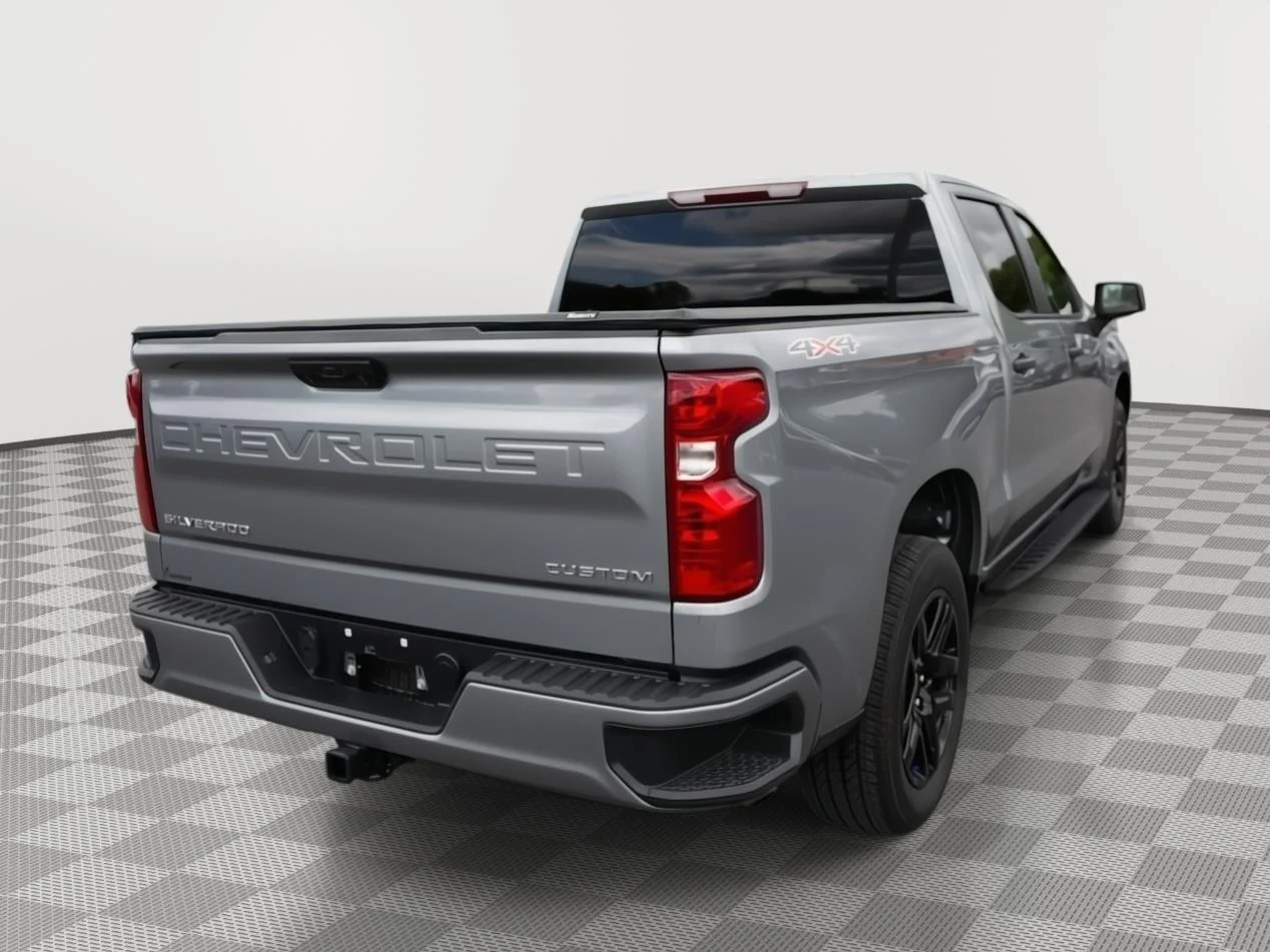 Used 2024 Sterling Gray Metallic Chevrolet Custom image 5