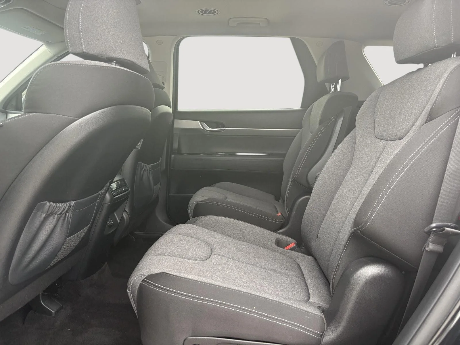 Used 2020 Black Hyundai SEL image 7