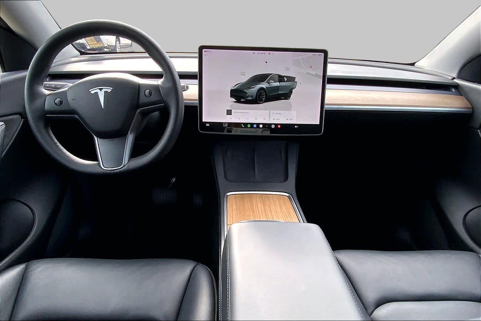 Used 2022 Midnight Silver Metallic Tesla Long Range image 14