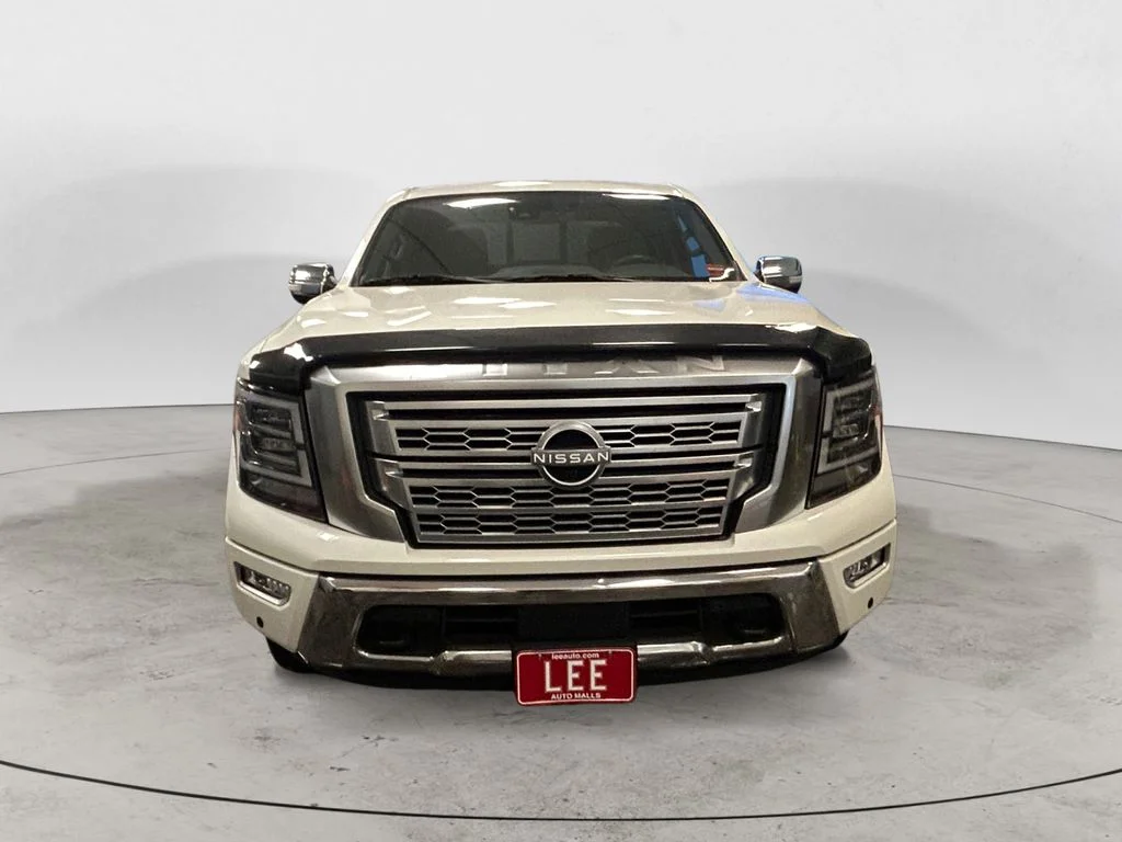 Used 2023 Pearl White Nissan Platinum Reserve image 9