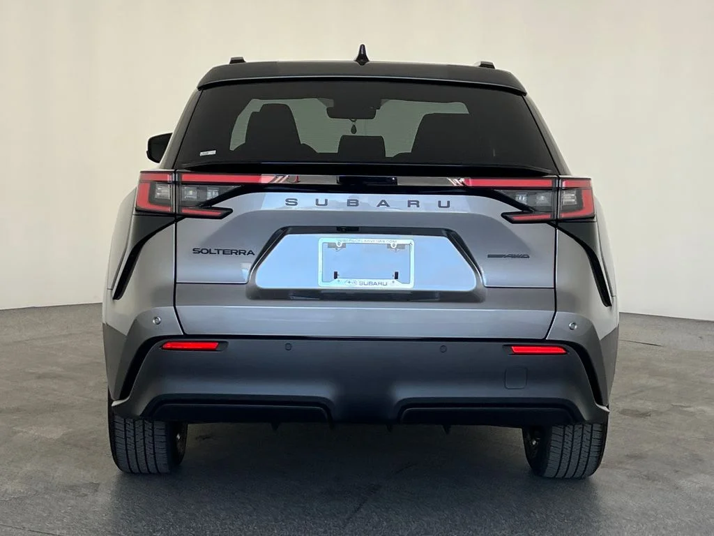 New 2026 SMOKED CARBON Subaru Premium image 5