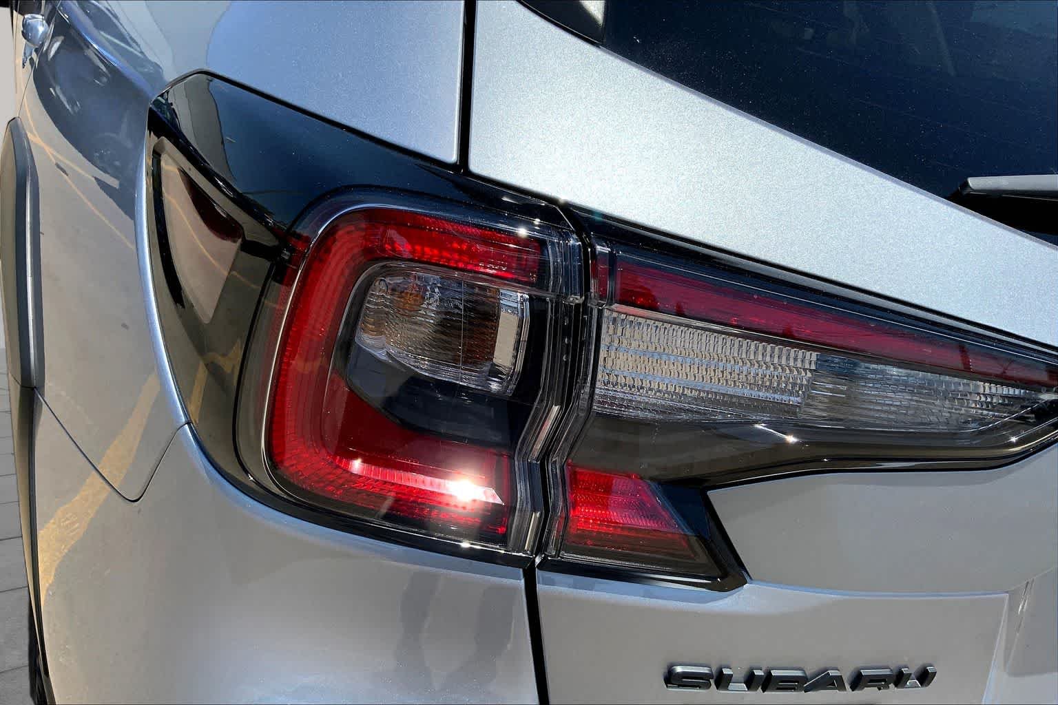 Certified Used 2025 Ice Silver Metallic Subaru Onyx Edition image 14