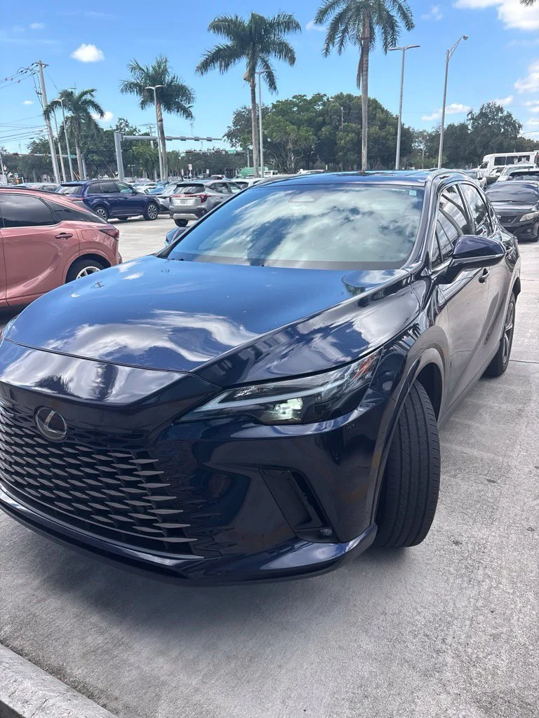 Used 2025 Nightfall Mica Lexus 350 Premium image 3