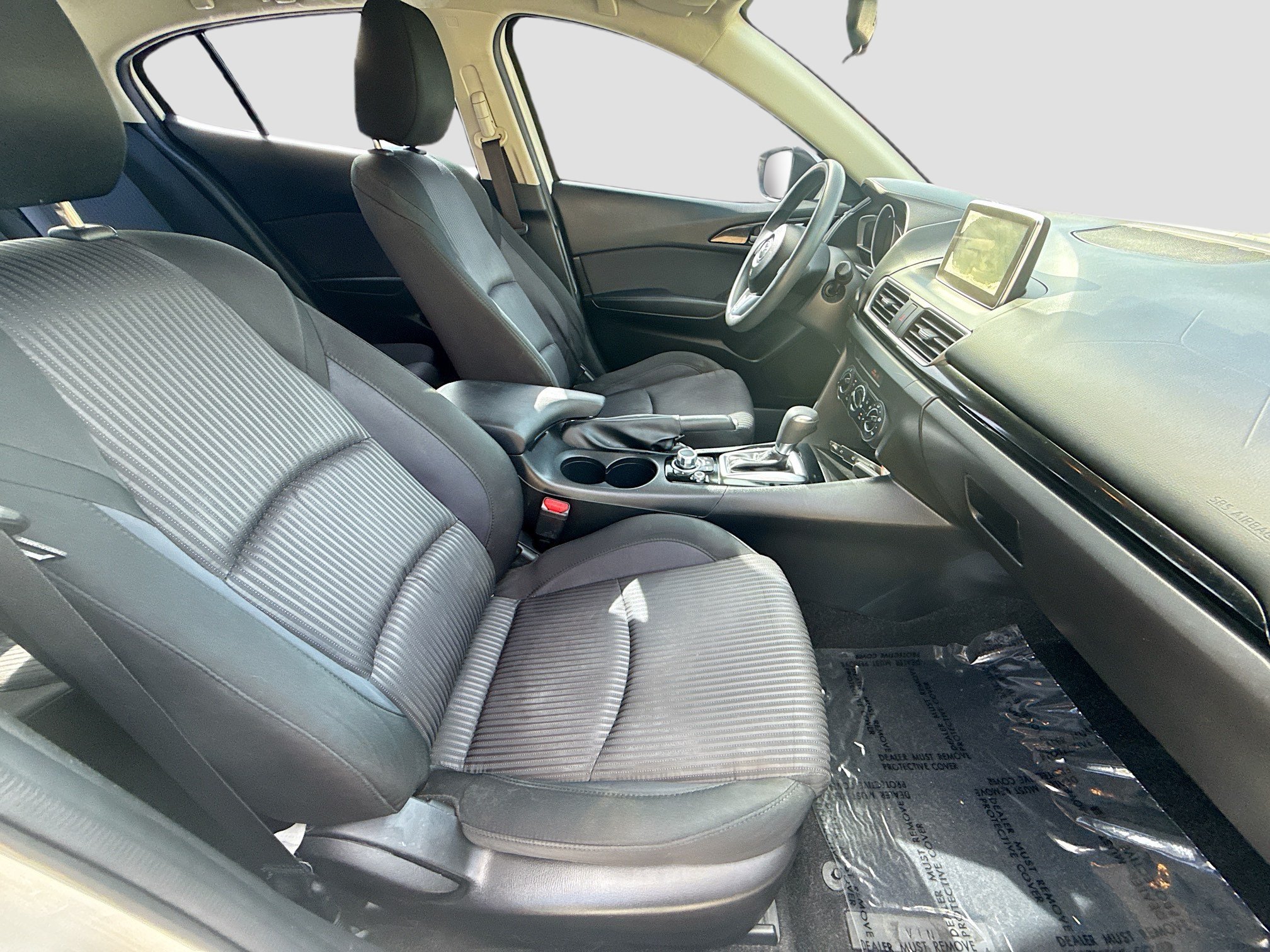 Used 2016 Snowflake White Pearl Mica Mazda i Sport image 29