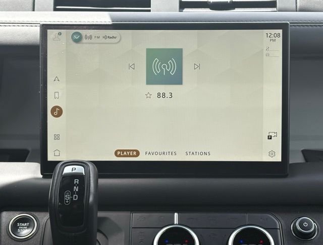 Certified Used 2023 Silver Land Rover X-Dynamic SE image 26