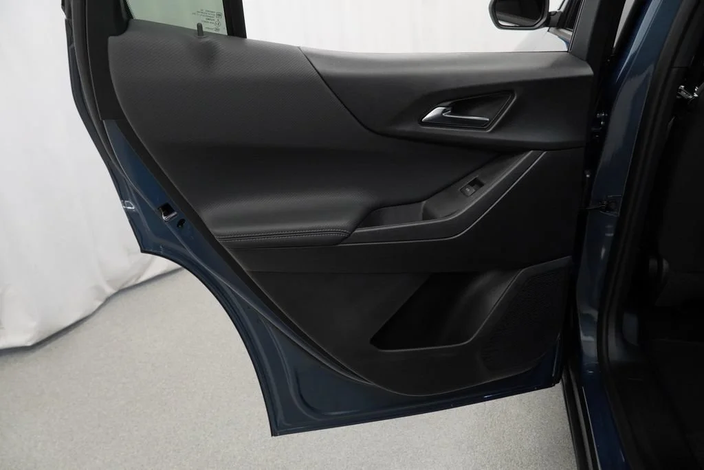 2027 Chevrolet Equinox LT - Photo 32
