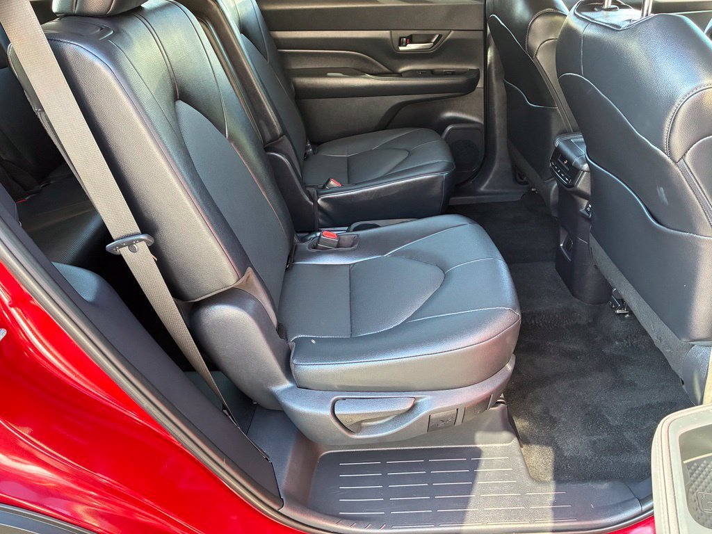 Used 2024 Red Toyota XLE image 17
