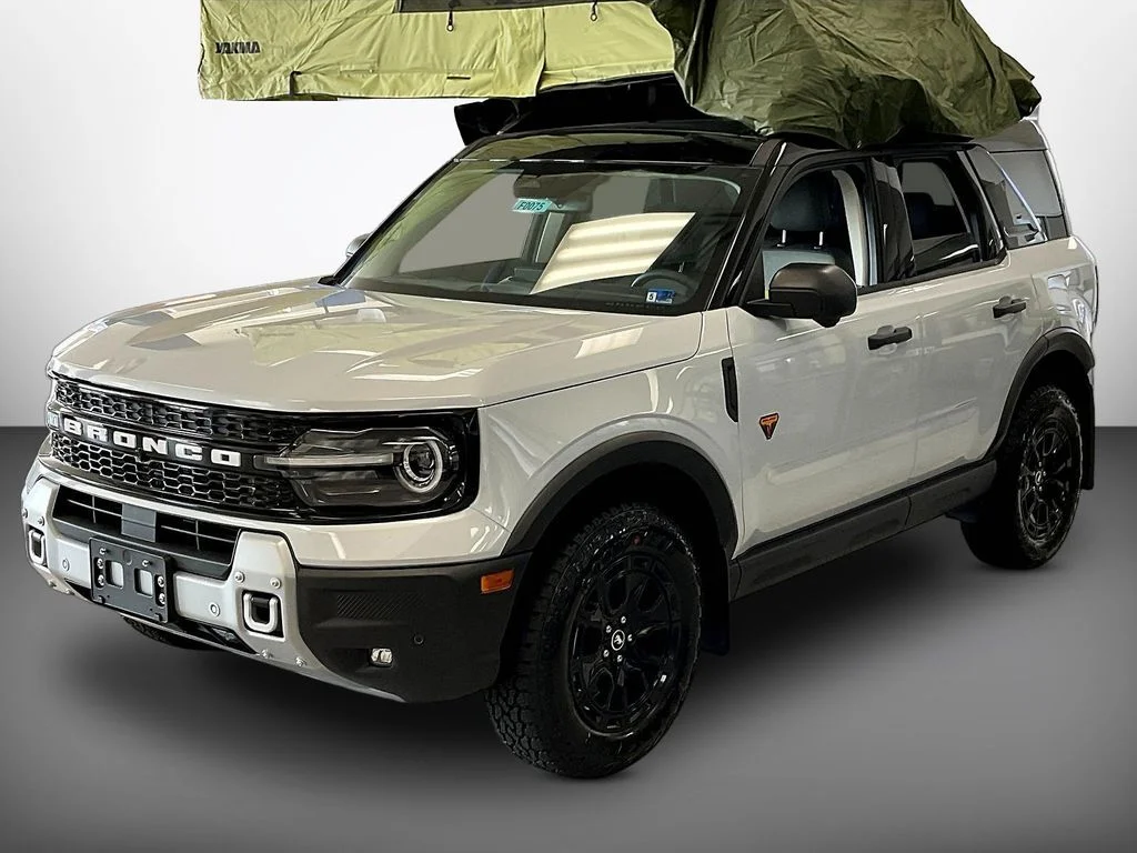 New 2026 Space White Metallic Ford Badlands® image 2