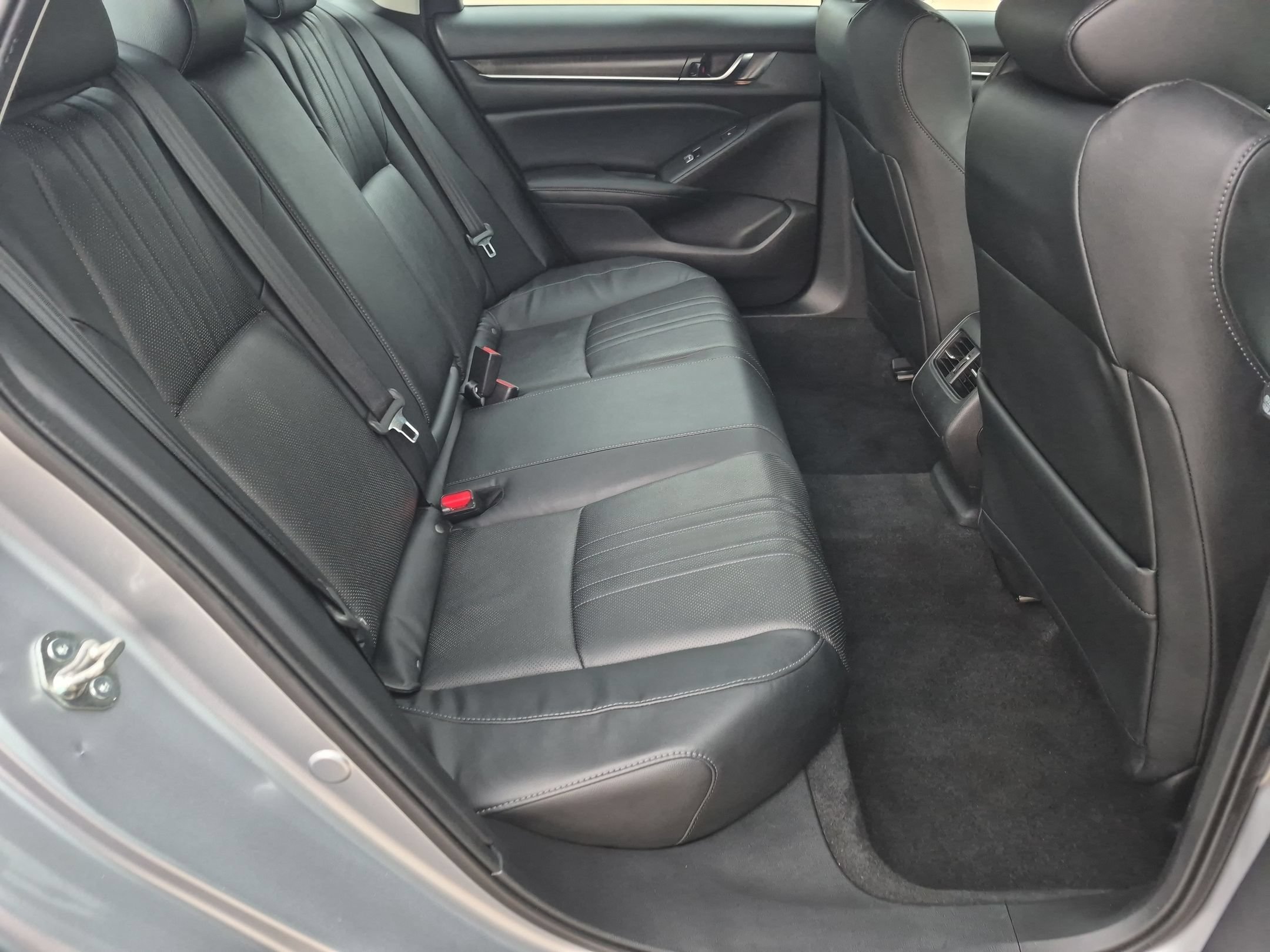 2018 Honda Accord Touring - Photo 30