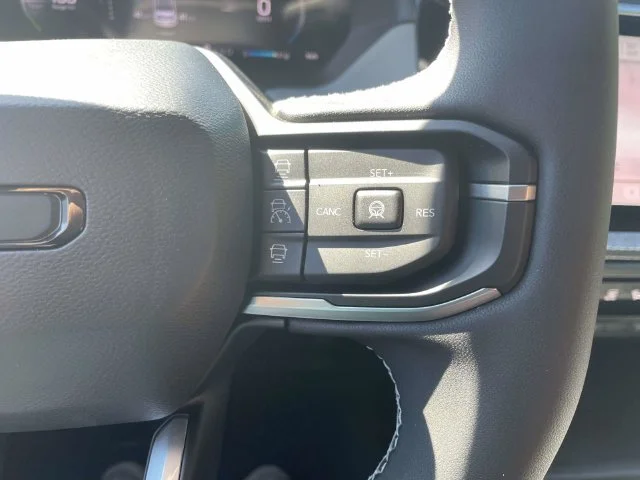 New 2026 Black Jeep Laredo image 27