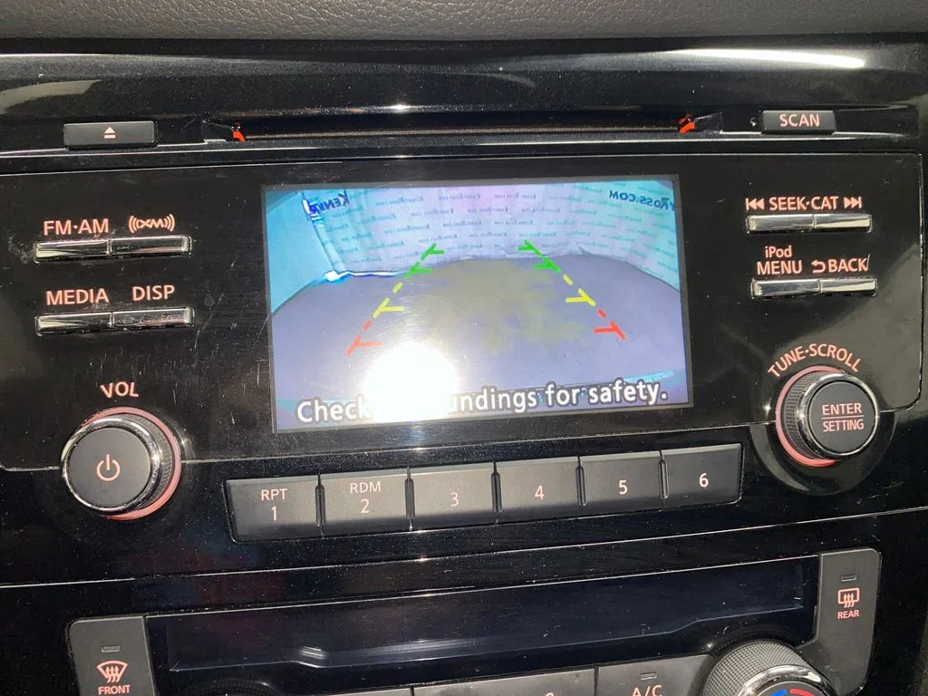 2017 Nissan Rogue SV - Photo 23