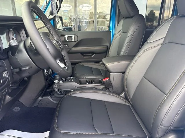 New 2027 Blue Jeep Sahara image 5