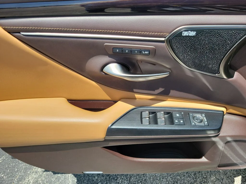 Used 2021 Gray Lexus 350 Ultra Luxury image 27