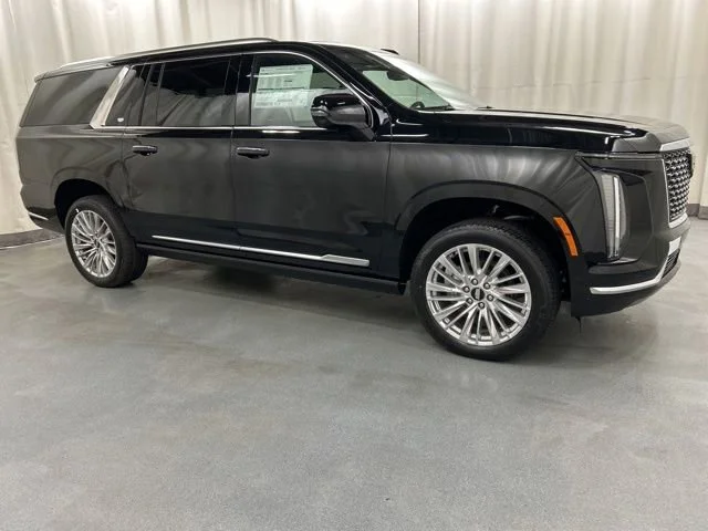 2026 Cadillac Escalade ESV Luxury 4WD's photo