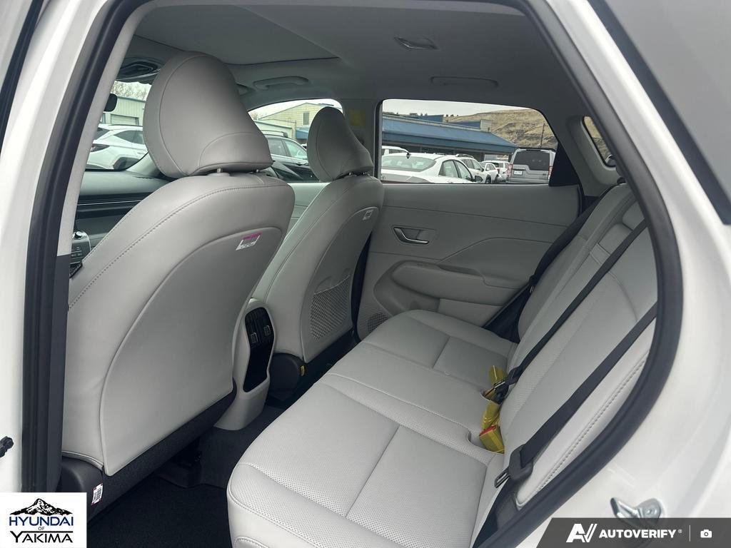 New 2026 Atlas White Hyundai Limited AWD image 23