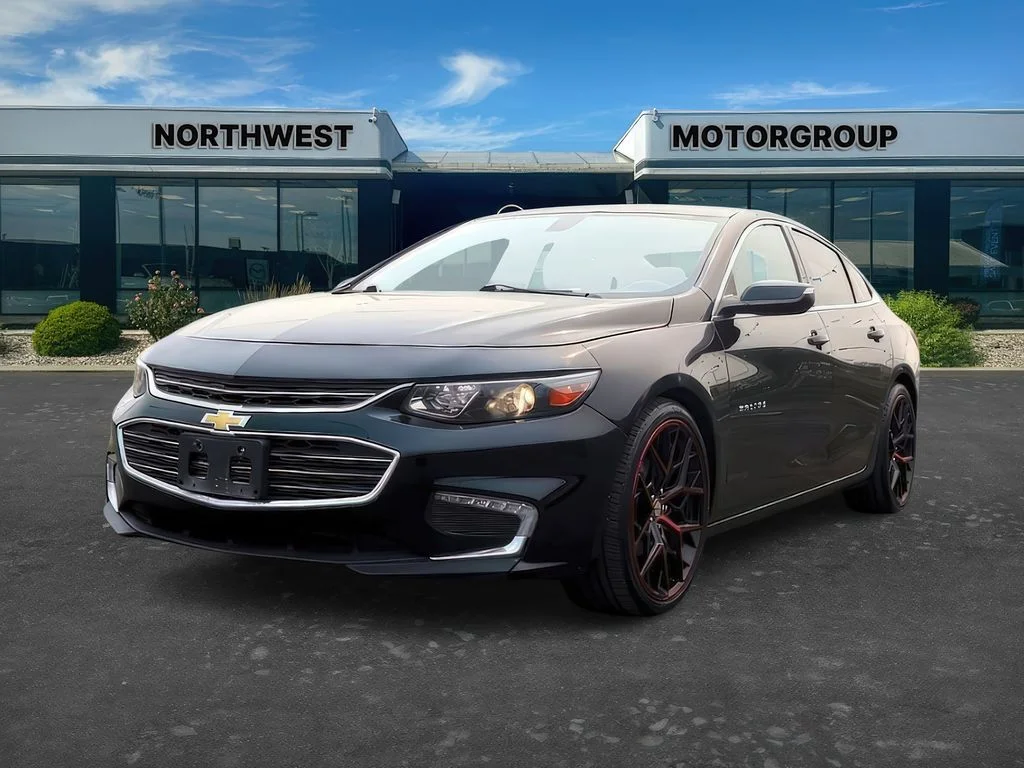 Used 2016 Mosaic Black Metallic Chevrolet LT image 3