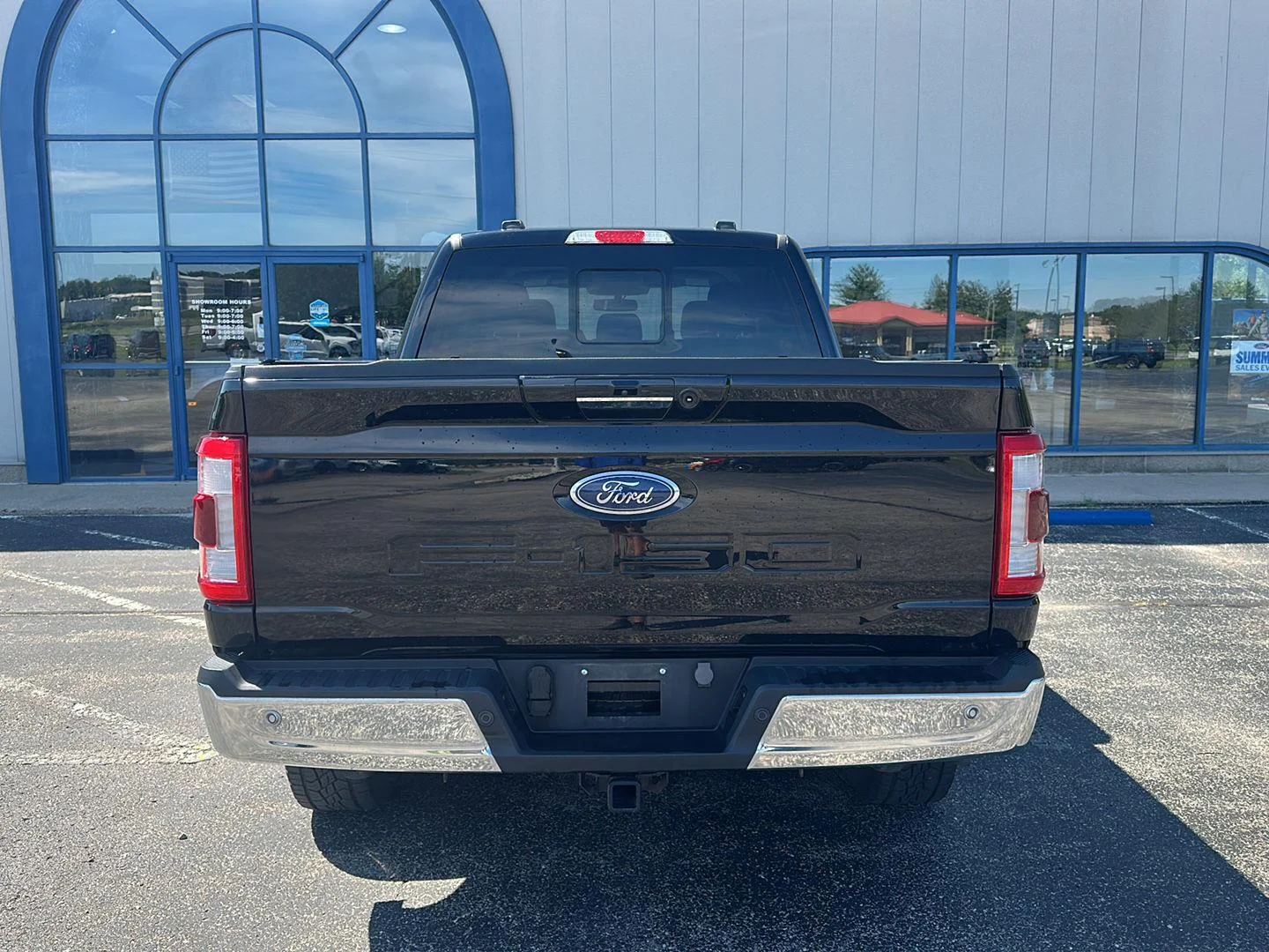 Used 2023 Agate Black Ford LARIAT image 5