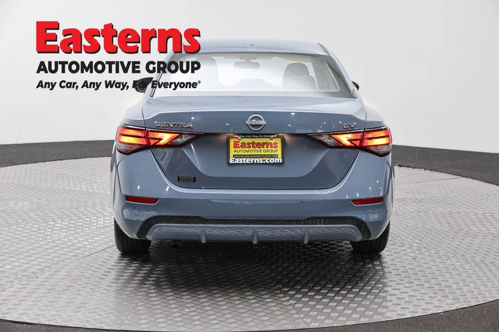 Used 2024 Gray Nissan SV image 6