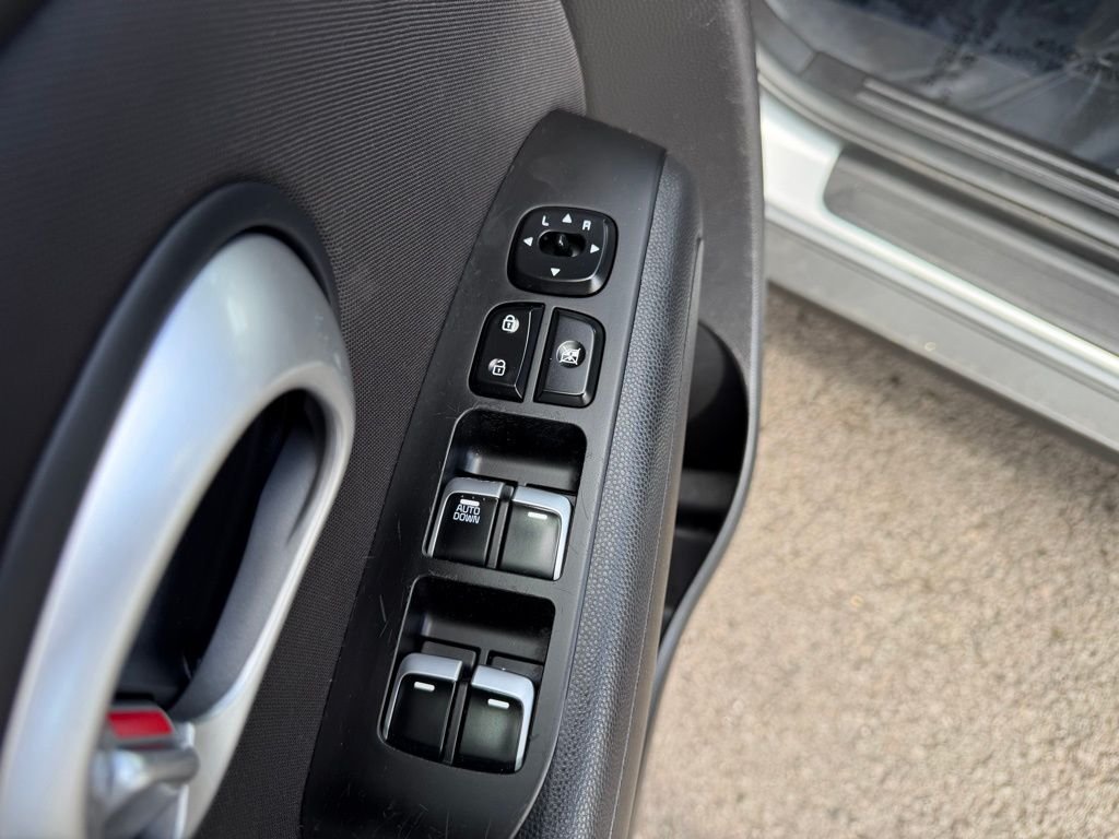 Used 2018 Bright Silver Kia Base image 12
