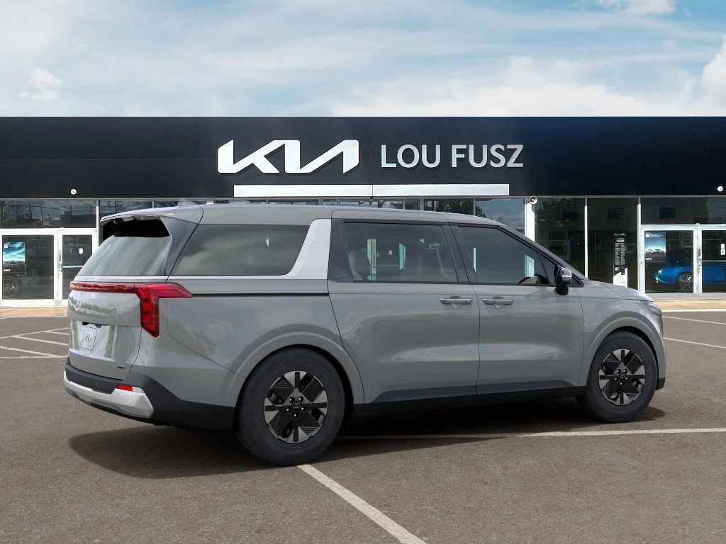 New 2027 Ceramic Silver Kia LXS image 6