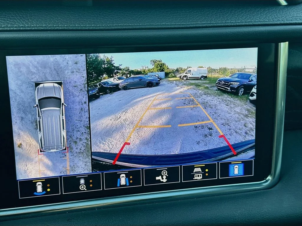 Used 2021 Black GMC Denali image 14