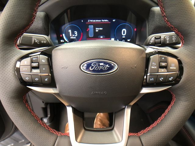 New 2026 Carbonized Gray Metallic Ford ST-Line image 13