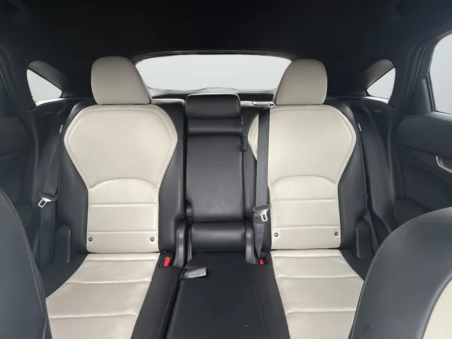 Used 2023 White INFINITI ESSENTIAL image 32