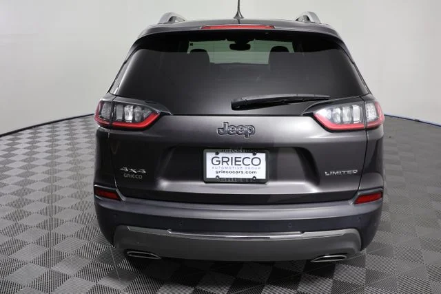 Used 2021 Gray Jeep Limited image 7