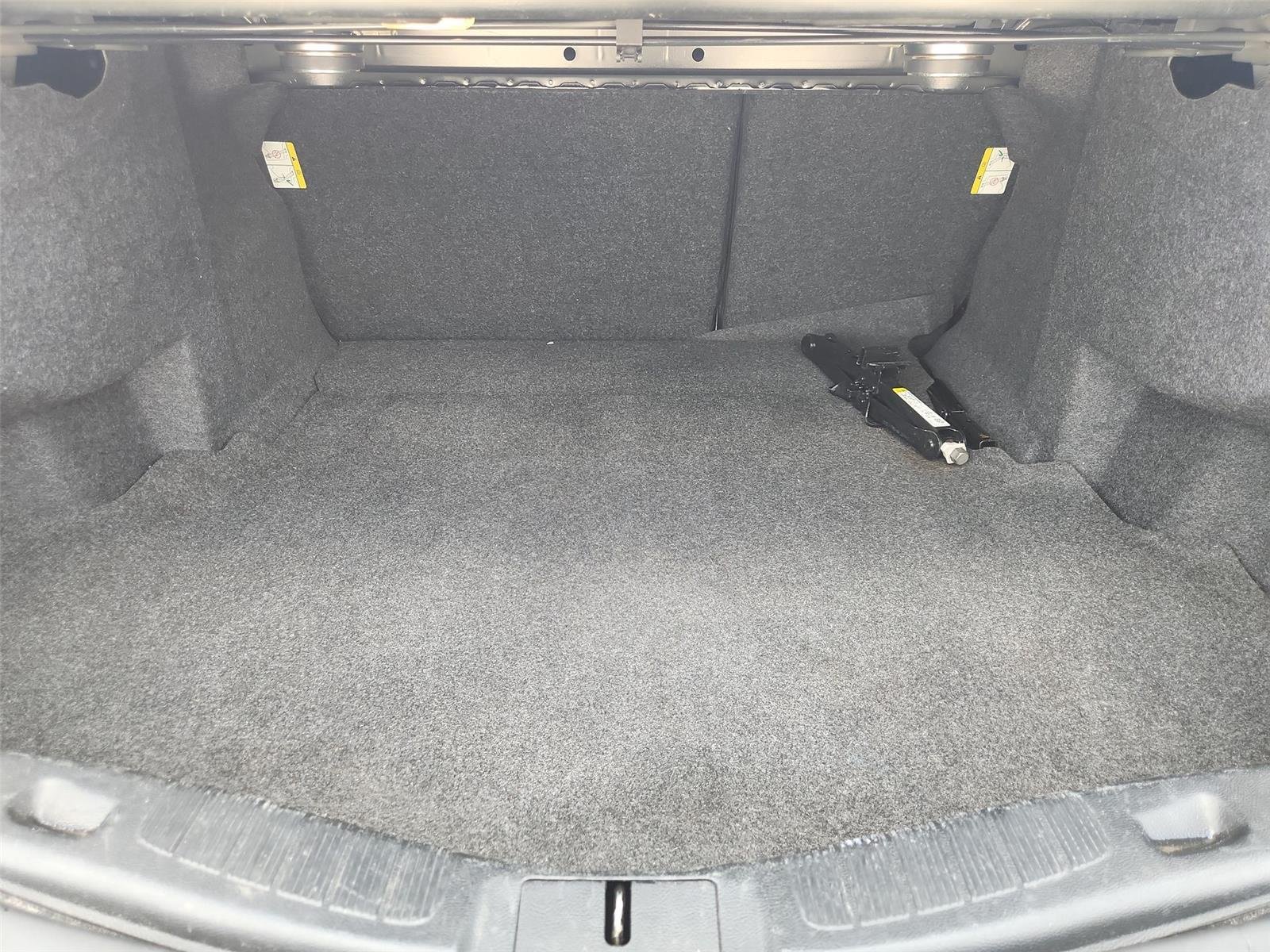 Used 2019 Black Ford SEL image 24
