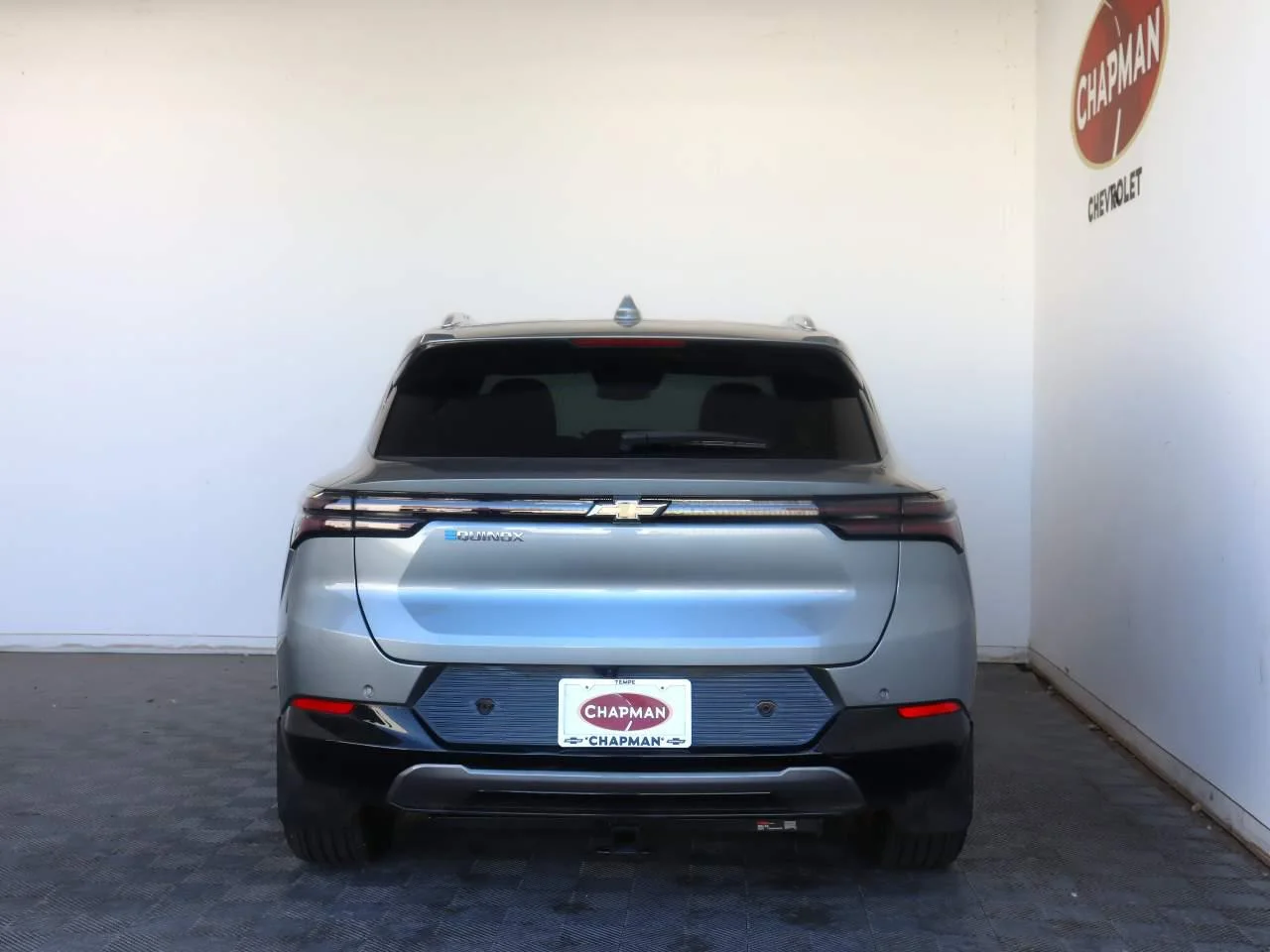 2024 Chevrolet Equinox EV LT - Photo 3