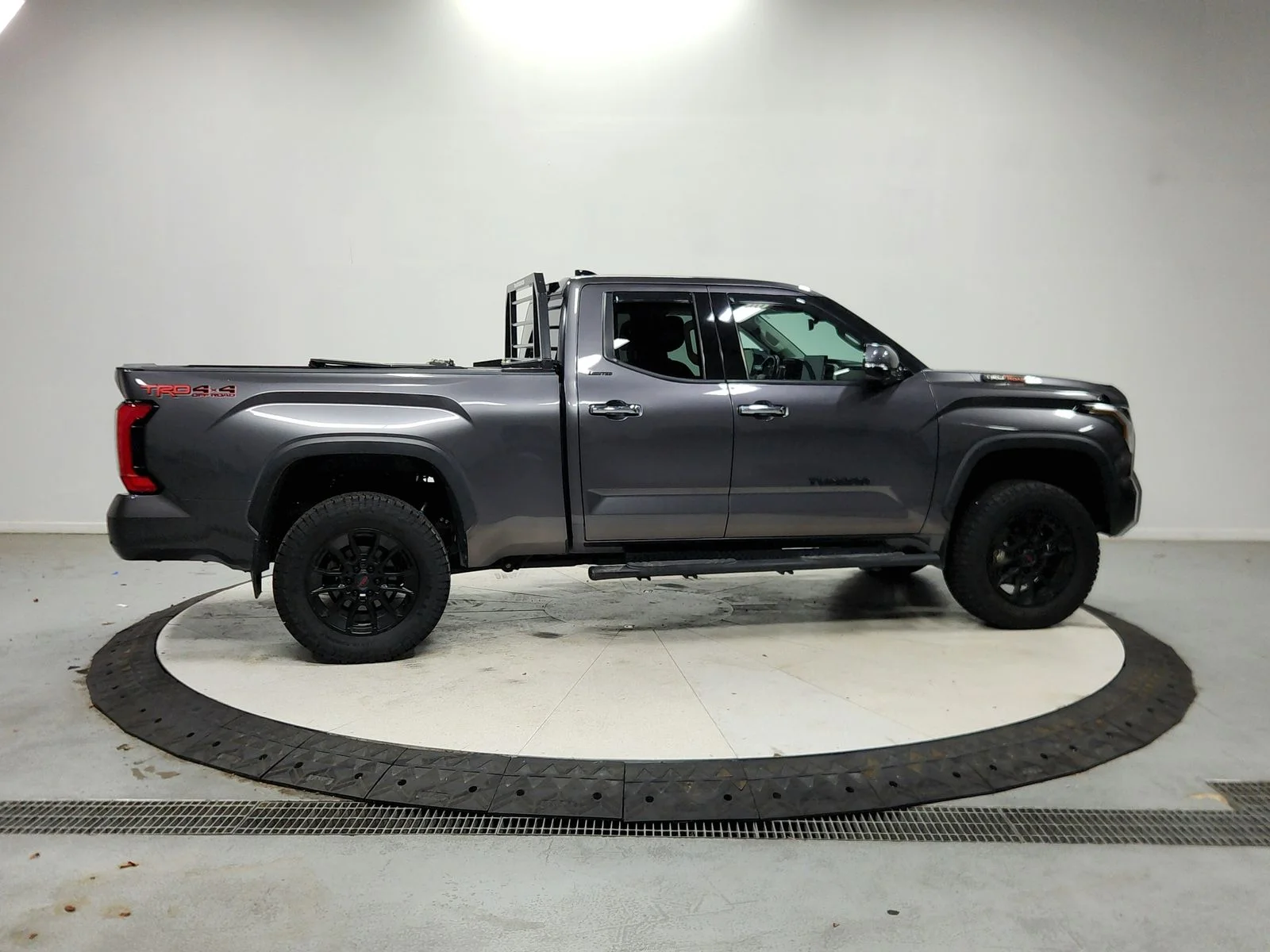 Used 2022 Gray Toyota Limited image 9