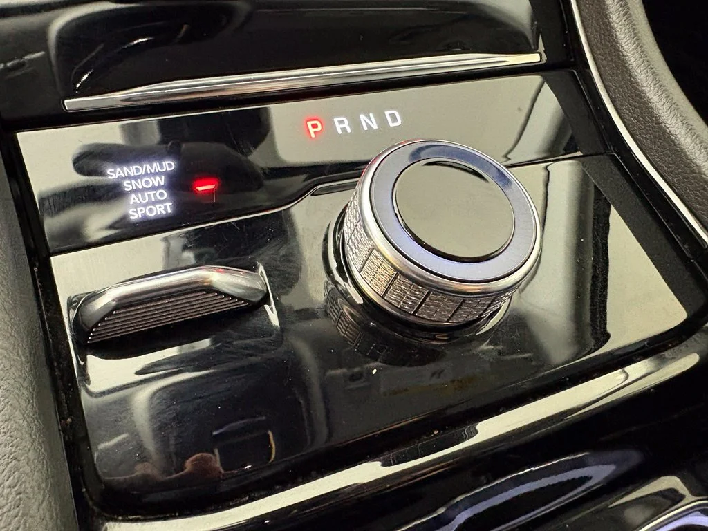 Used 2022 White Jeep Limited image 35