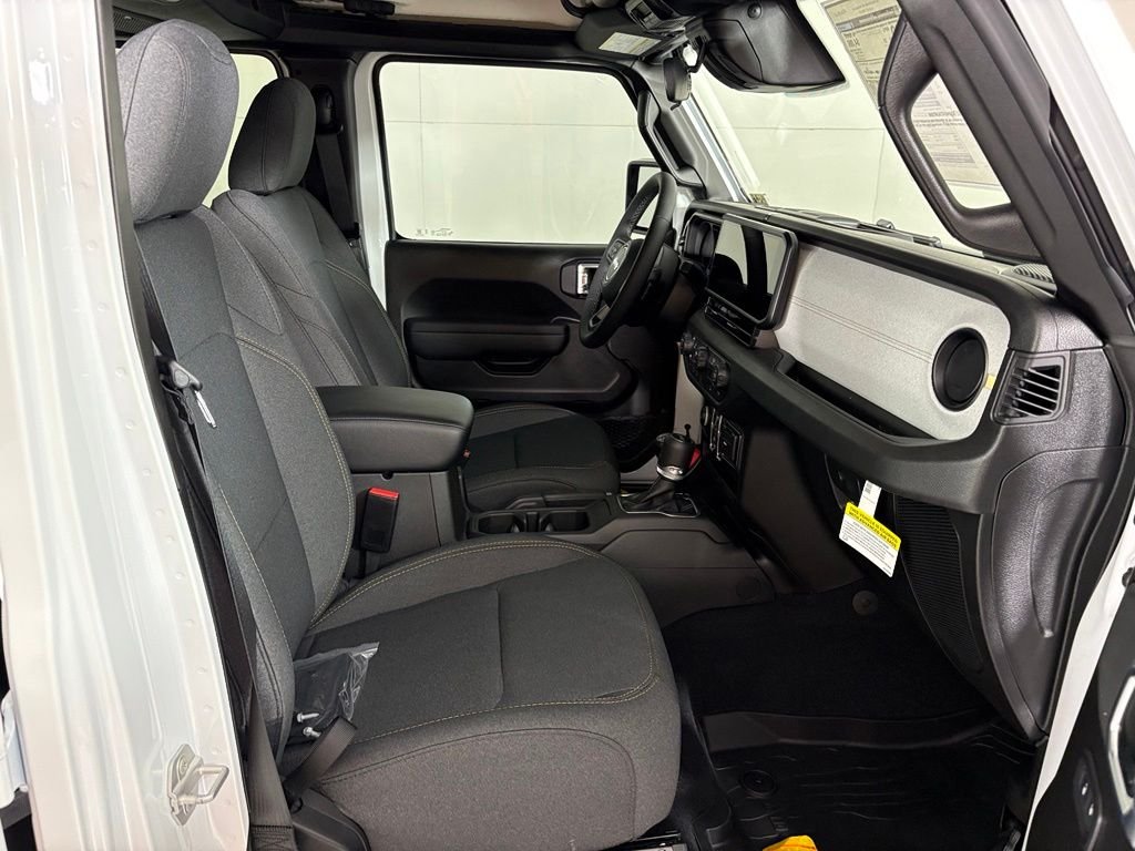 New 2026 Bright White Clear-Coat Exterior Paint Jeep Sport S image 14