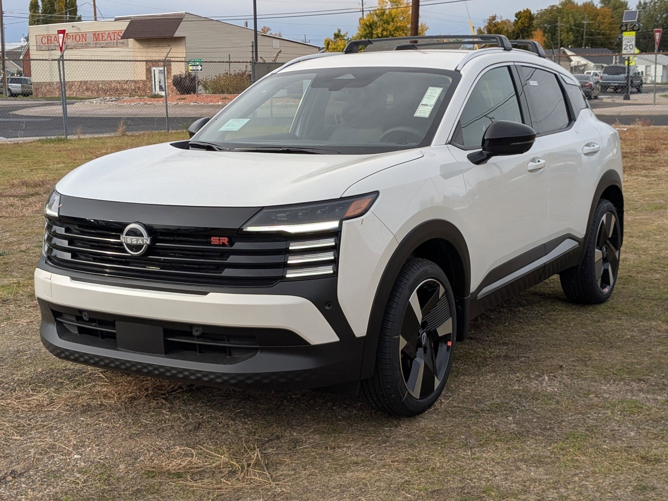 New 2026 Aspen White Tricoat Nissan SR image 8