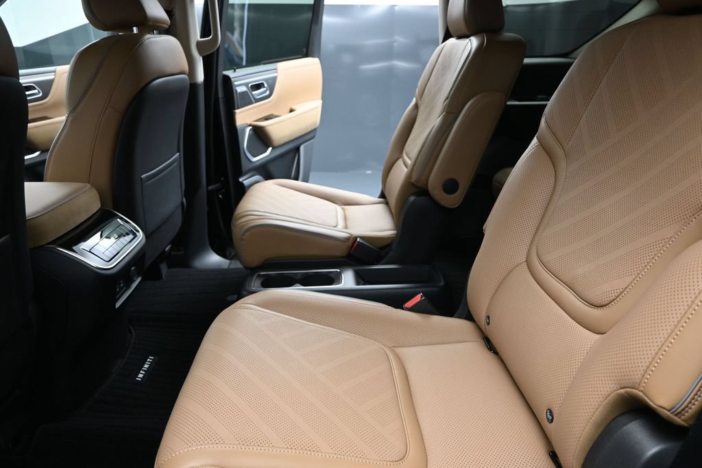 New 2027 BLACK OBSIDIAN INFINITI Luxe 2WD image 22