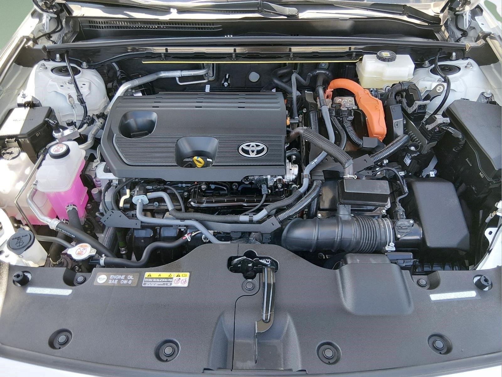 Used 2026 Oxygen White Toyota XLE image 14