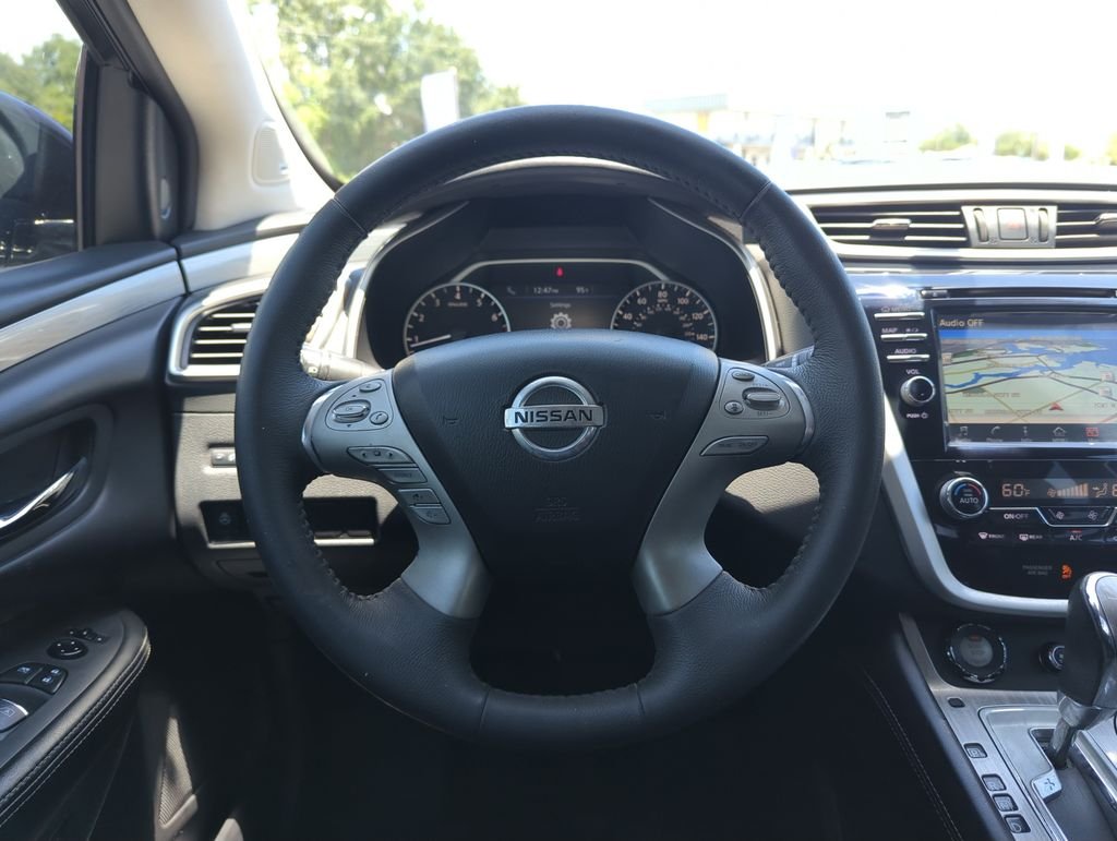 Used 2016 Gray Nissan Platinum image 17