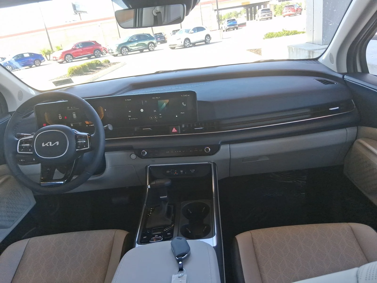 New 2026 White Kia EX image 10