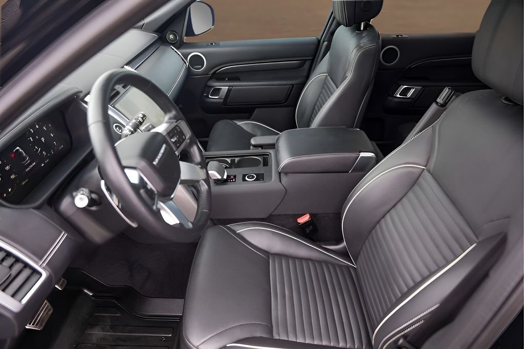 2024 Land Rover Discovery Metropolitan Edition - Photo 12