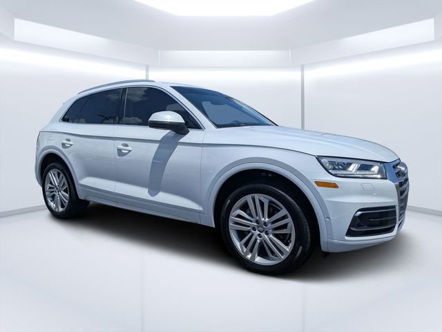 2019 Audi Q5 2.0T quattro S tronic Prestige's photo