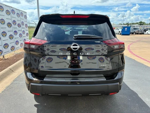 New 2026 Super Black Nissan SV image 5