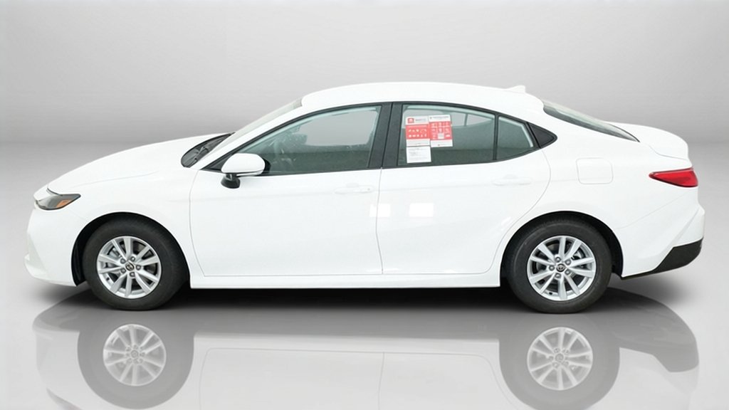 New 2026 Ice Cap Toyota LE image 32